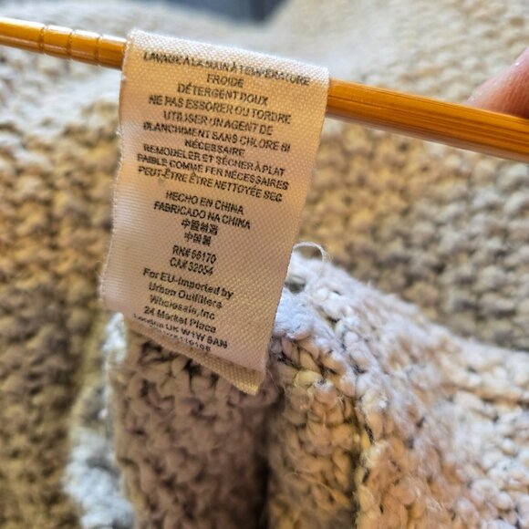 Free People Oversized Cozy Cat Chunky Pullover Knit Sweater XS Slouchy Boxy Boho - Picture 13 of 13